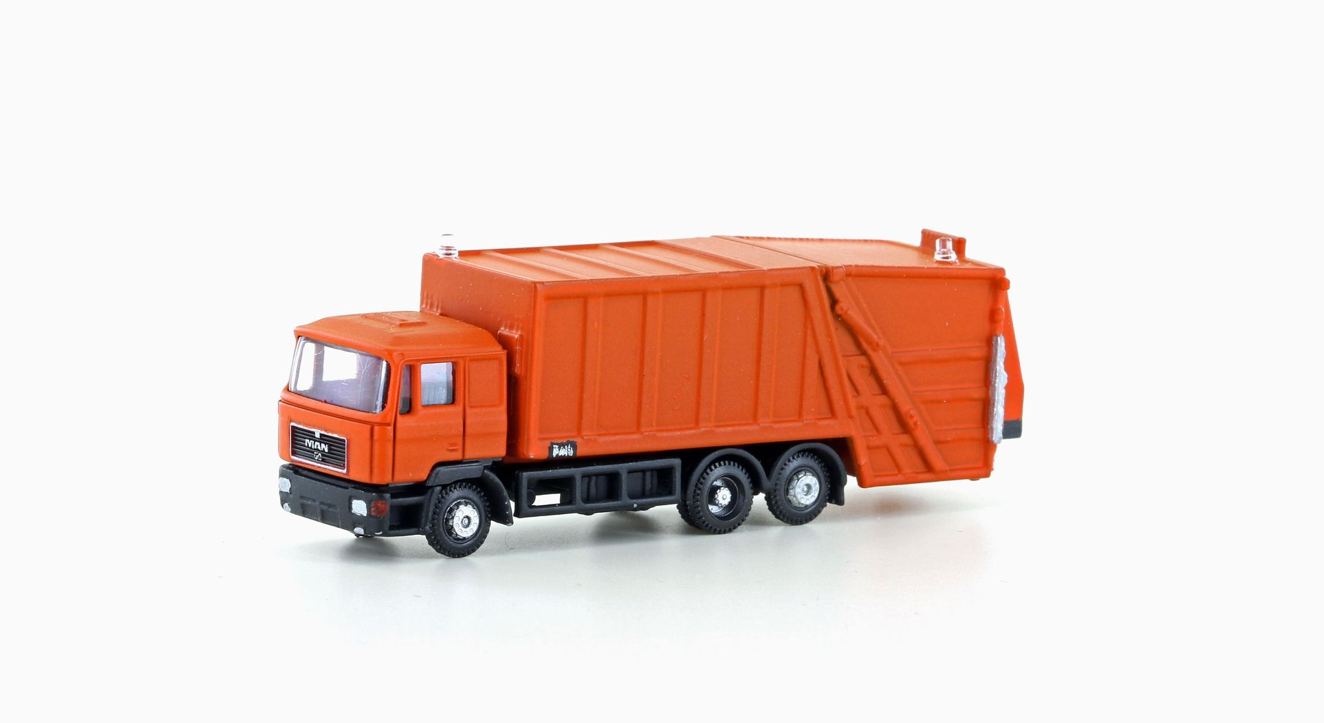 Lemke Minis 4660 - MAN F90 Müllabfuhr neutral orange N 1:160